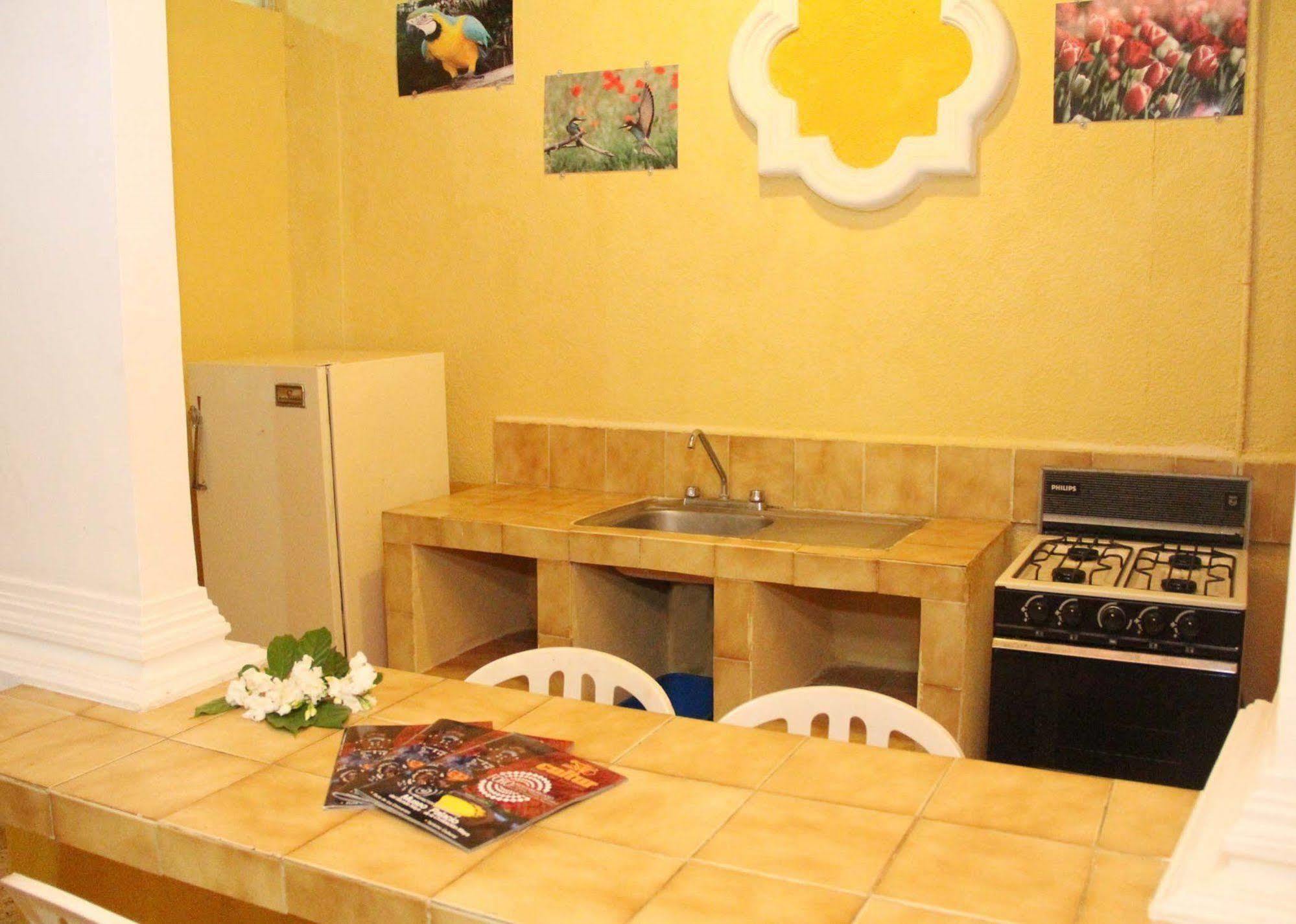 Hotel Suites Elia Noemi Mérida Exterior foto